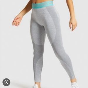 Gymshark Women's Flexpress Yourself Leggings Smokey Grey Size Medium